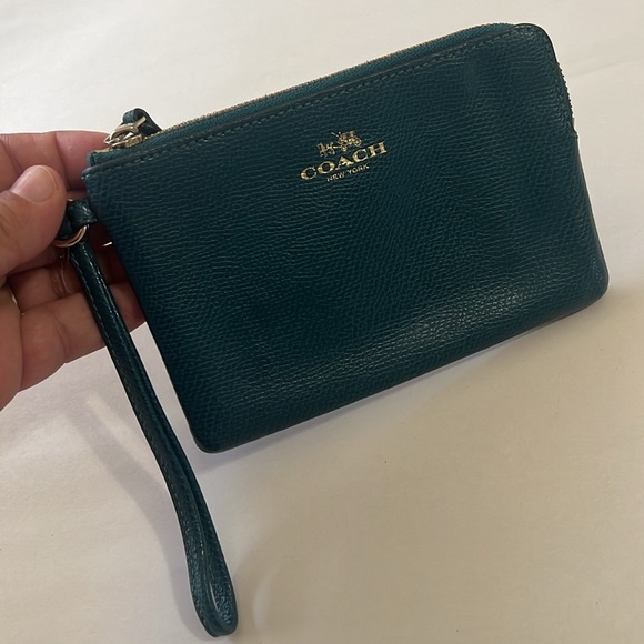 Coach Leather Wristlet Teal Blue Pebbled Pouch with Card Slots - Picture 2 of 6